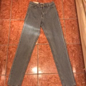Vintage high waisted jeans